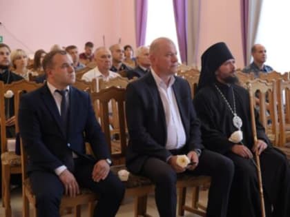 Правящий Архиерей принял участие в благотворительном вечере, посвященном акции «Белый Цветок»