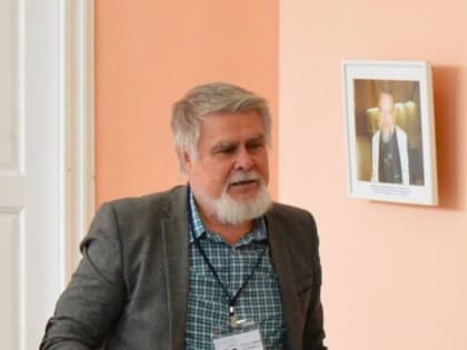 Александр Гусев поздравил с юбилеем воронежского историка Виктора Шамрая