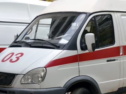 В Воронеже медики скорой помощи спасли женщину от клинической смерти
