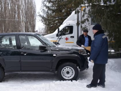 Эртильская районная больница пополнилась новым оборудованием и автомобилем
