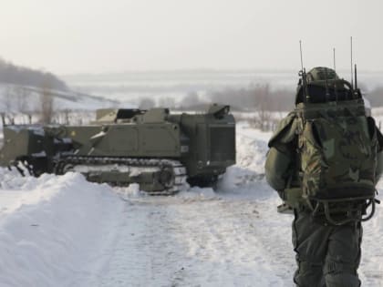 Армейские байки. Что вспомнили о службе известные воронежцы и как они выглядели