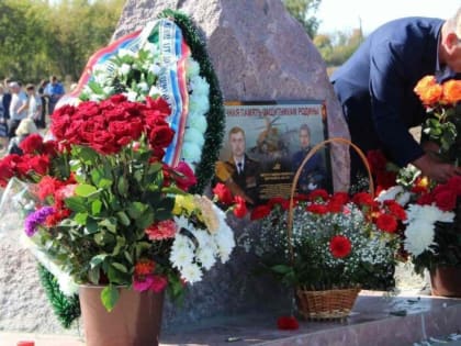 В честь погибших в день мятежа ЧВК «Вагнер» летчиков открыли мемориал в Воронежской области