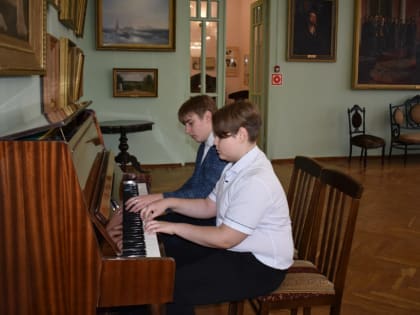 Рождественские забавы объединили детвору и взрослых