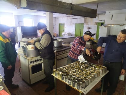 изготовлено 2200 окопных блиндажных свечей