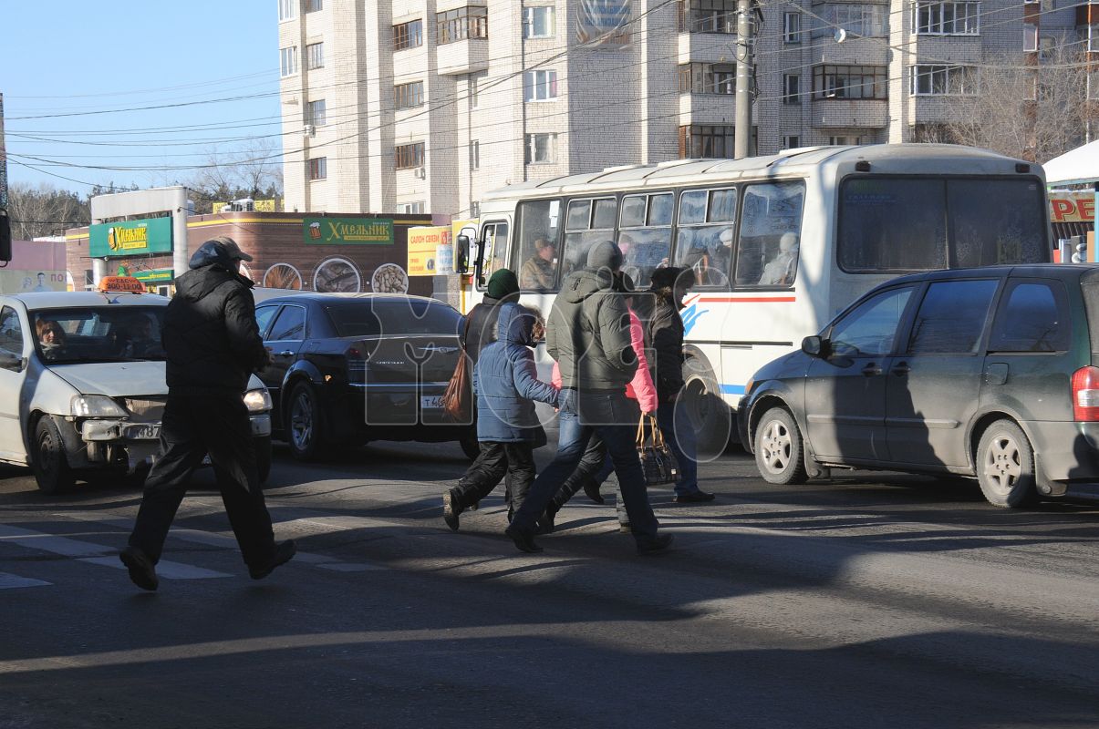 Новости воронеж 11 апреля. Ограничение движения.