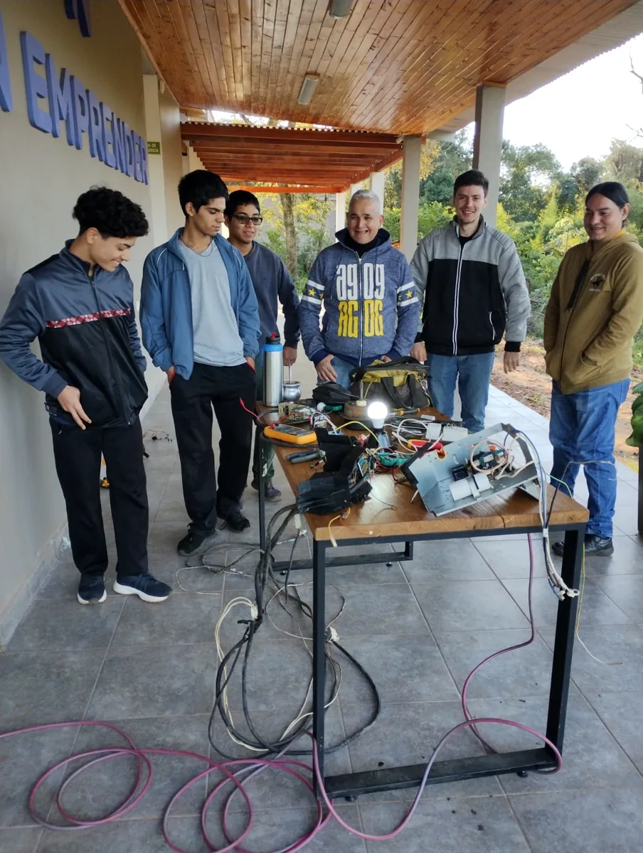 Alumnos durante una actividad en la Fundación