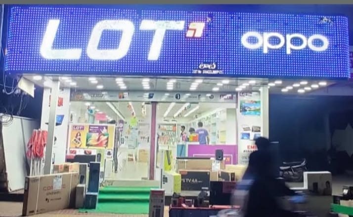 LOT Mobiles - Best Mobile Shop in Srikakulam photo 3