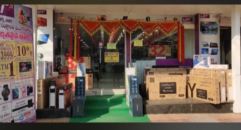 LOT Mobiles - Best Mobile Shop in Srikakulam photo 1