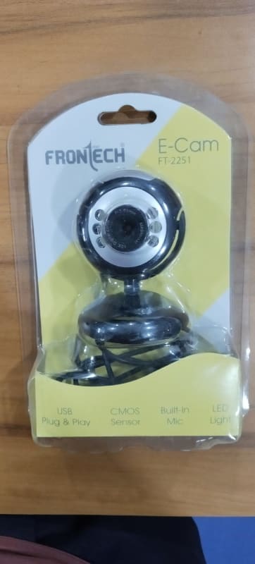Frontech FT-2251 E-Cam webcam front packaging view