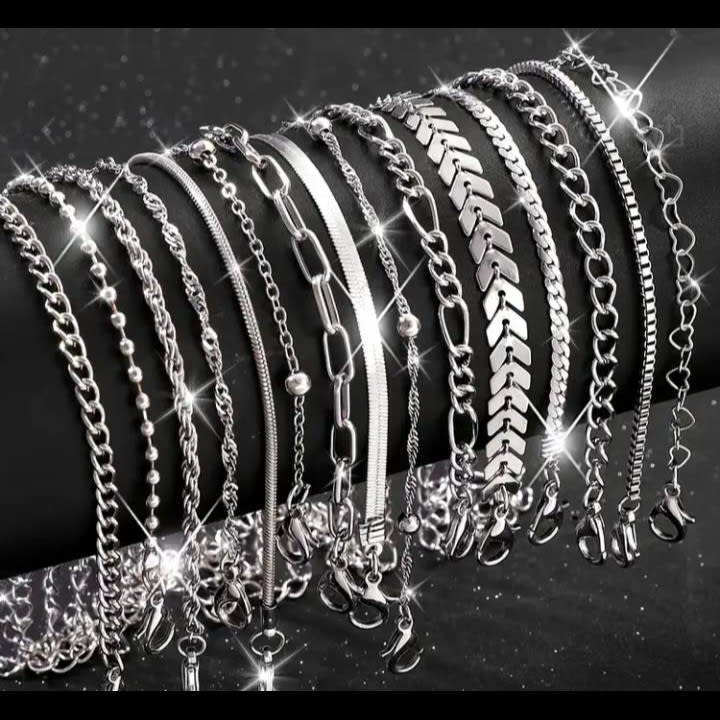 β¨ Random 10pcs Stainless Steel Bracelets