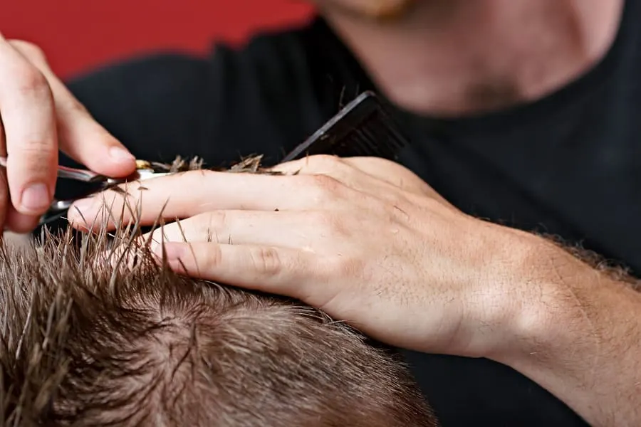 Blu August Salon