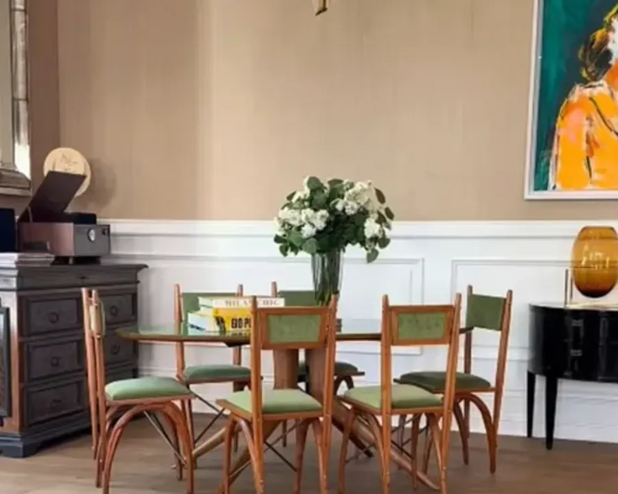 Jennifer Lopez festive mansion video reveals lavish Bel Air details — image 2