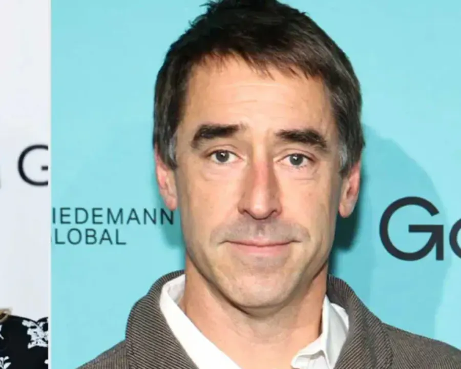 Amy Schumer divorce support: Olivia Munn and Sharon Stone rally round — image 4