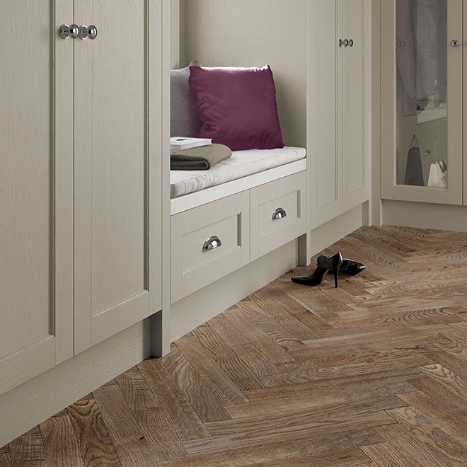 Five Piece Bastille Bedroom Legno Taupe Cameo