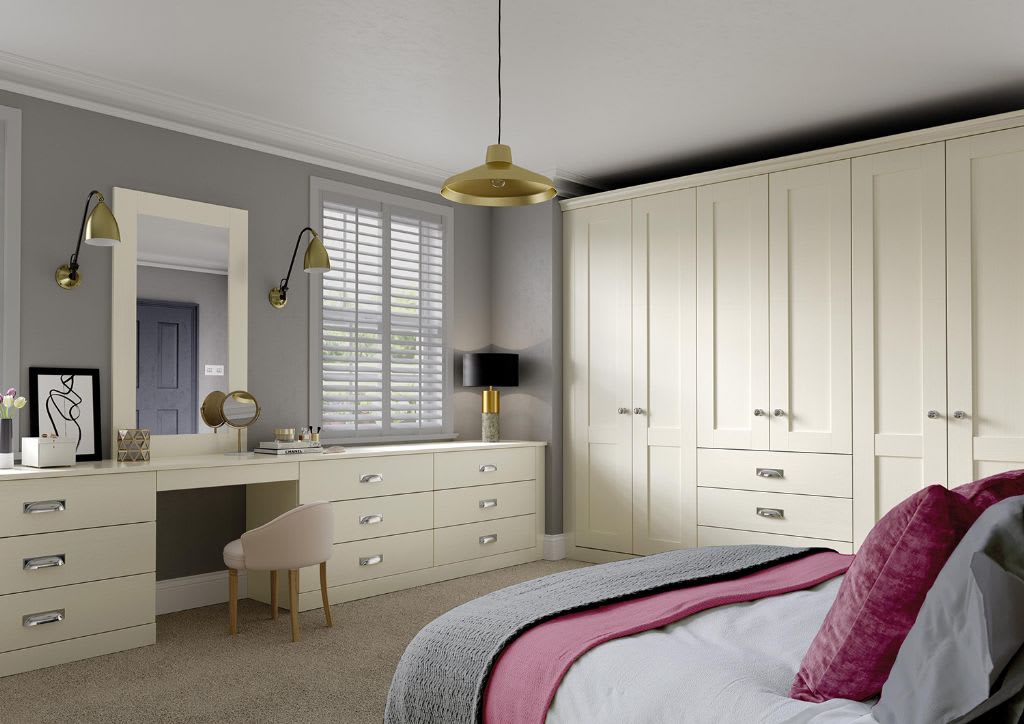 Five Piece Fenwick Bedroom Legno Ivory