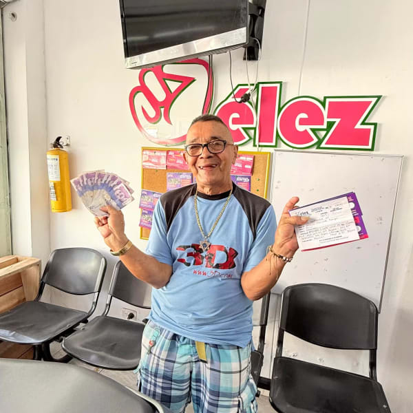 Feliz Ganador Rifas Vélez