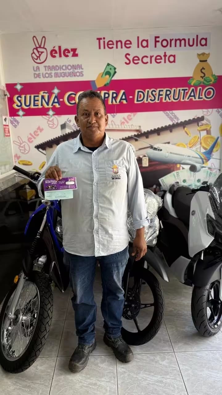 Feliz Ganador Rifas Vélez