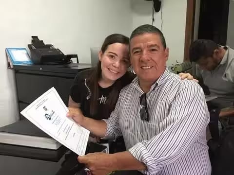 Feliz Ganador Rifas Vélez