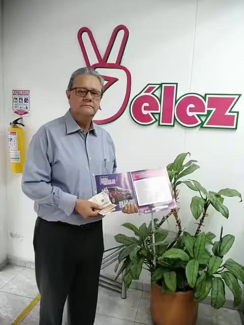 Feliz Ganador Rifas Vélez