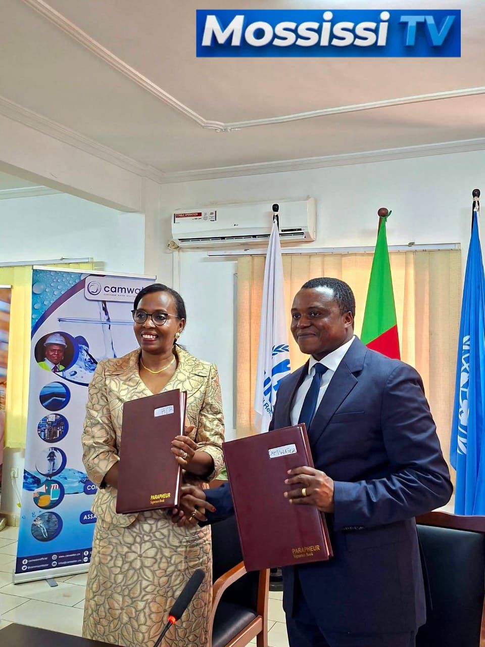 CAMEROUN 🇨🇲  💦 : *CAMWATER et le HCR* unissent leurs efforts pour améliorer l'accès à l'eau des réfugiés et des communautés hôtes.
