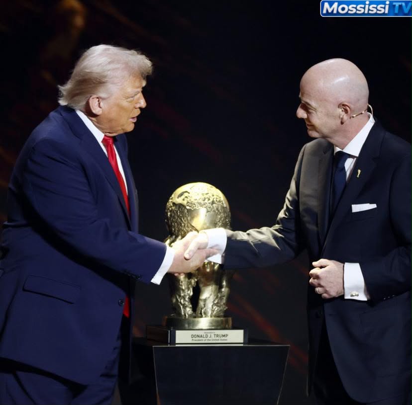 Un manquement grave aux devoirs de loyauté et de neutralité politique » : Gianni Infantino visé par une plainte auprès de la commission d'éthique de la FIFA