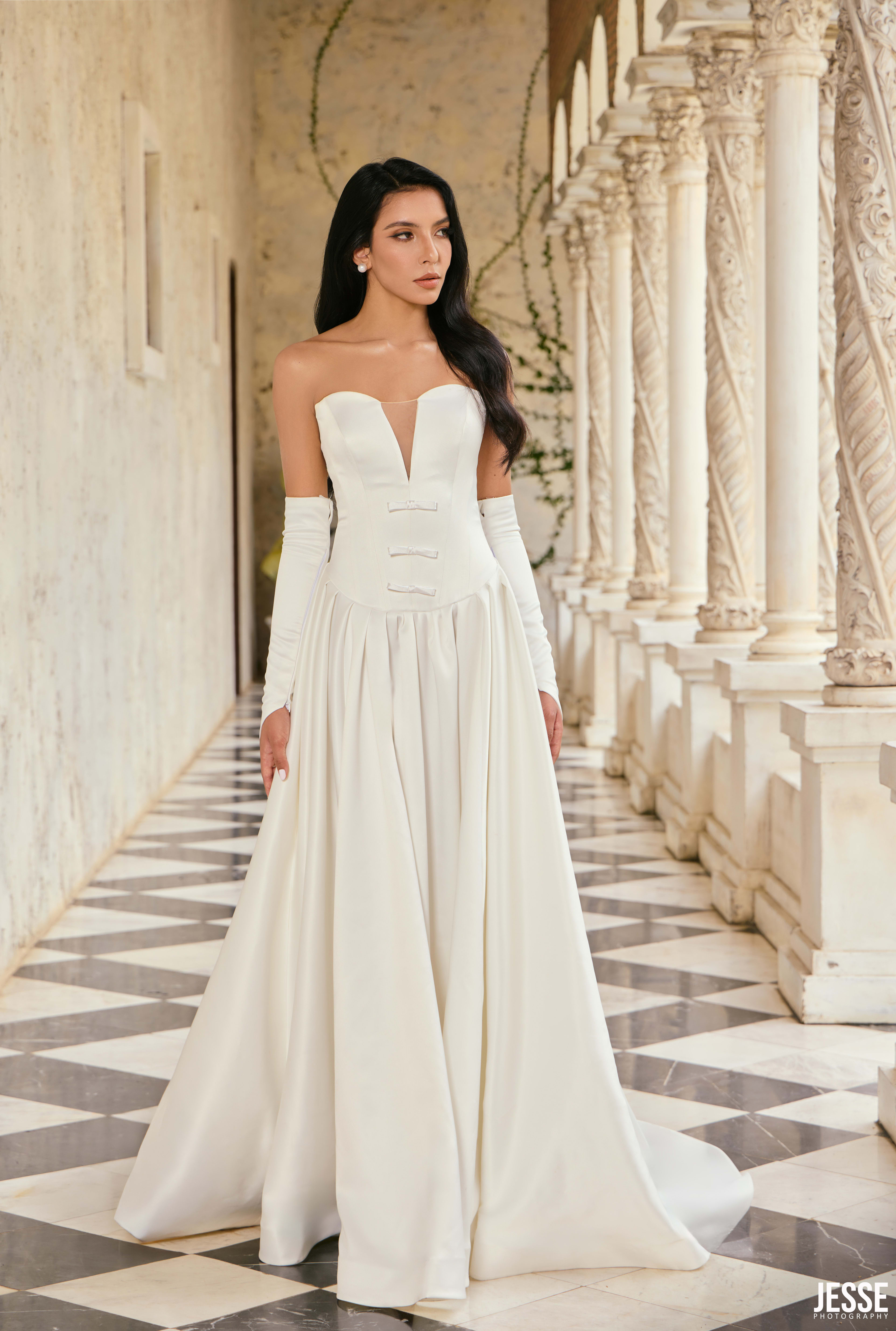 Victoria wedding dress - Classic fitted mermaid with dramatic flare and vintage-inspired lace by Vivian Warso