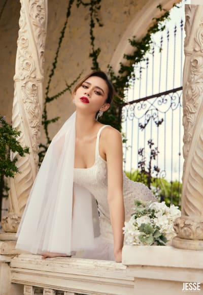 Ophelia wedding gown detail view 5