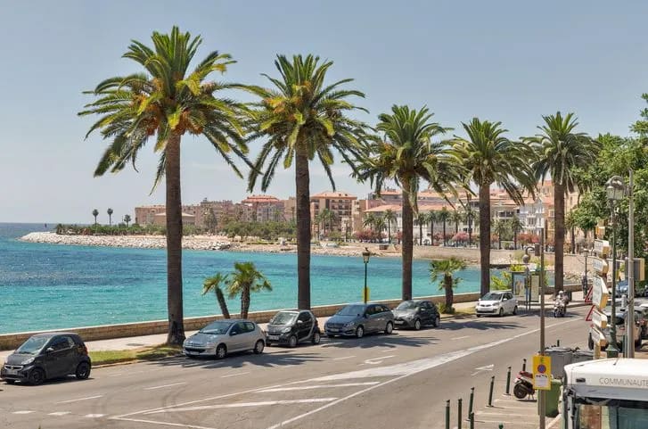 location voiture ajaccio agglomération.jpg