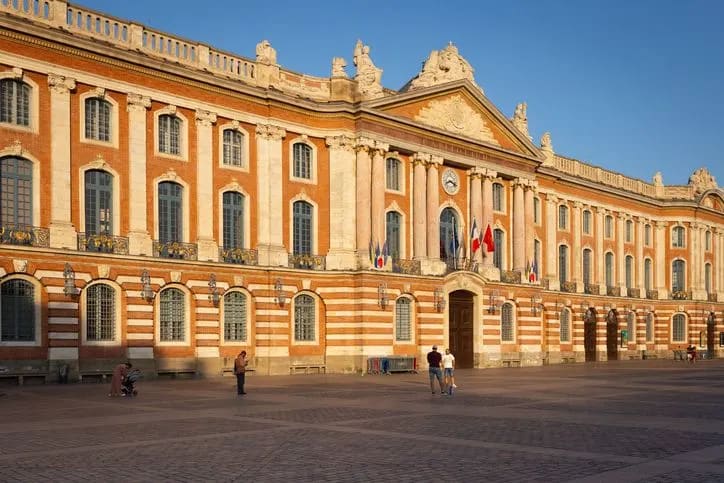 location utilitaire à toulouse.jpg