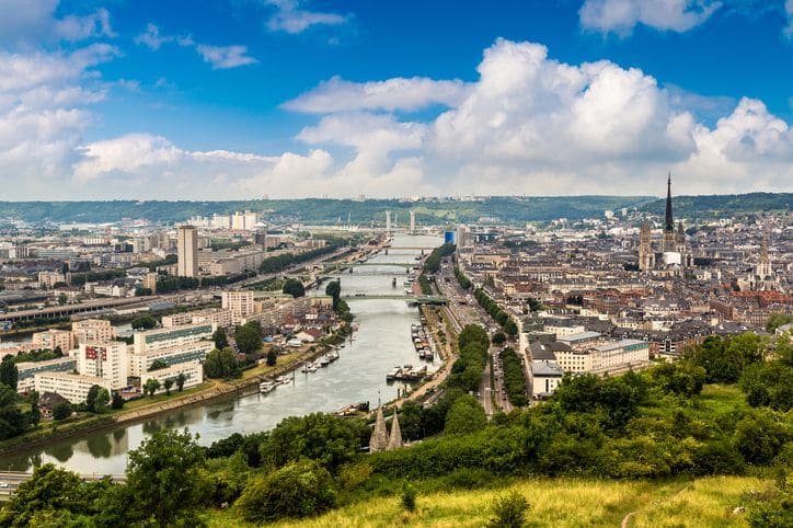location utilitaire Rouen.jpg
