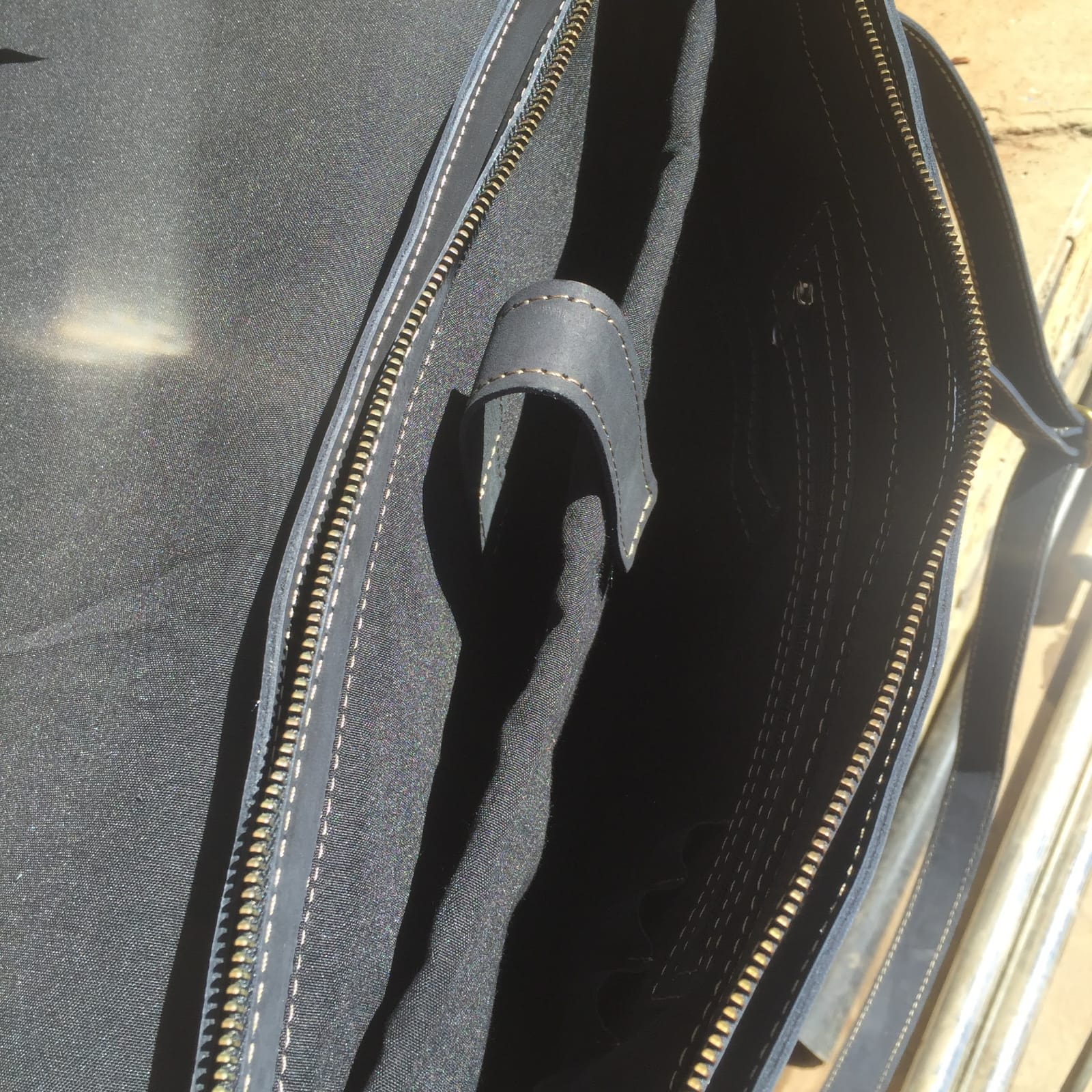 100% Leather Laptop Bag - Image 2