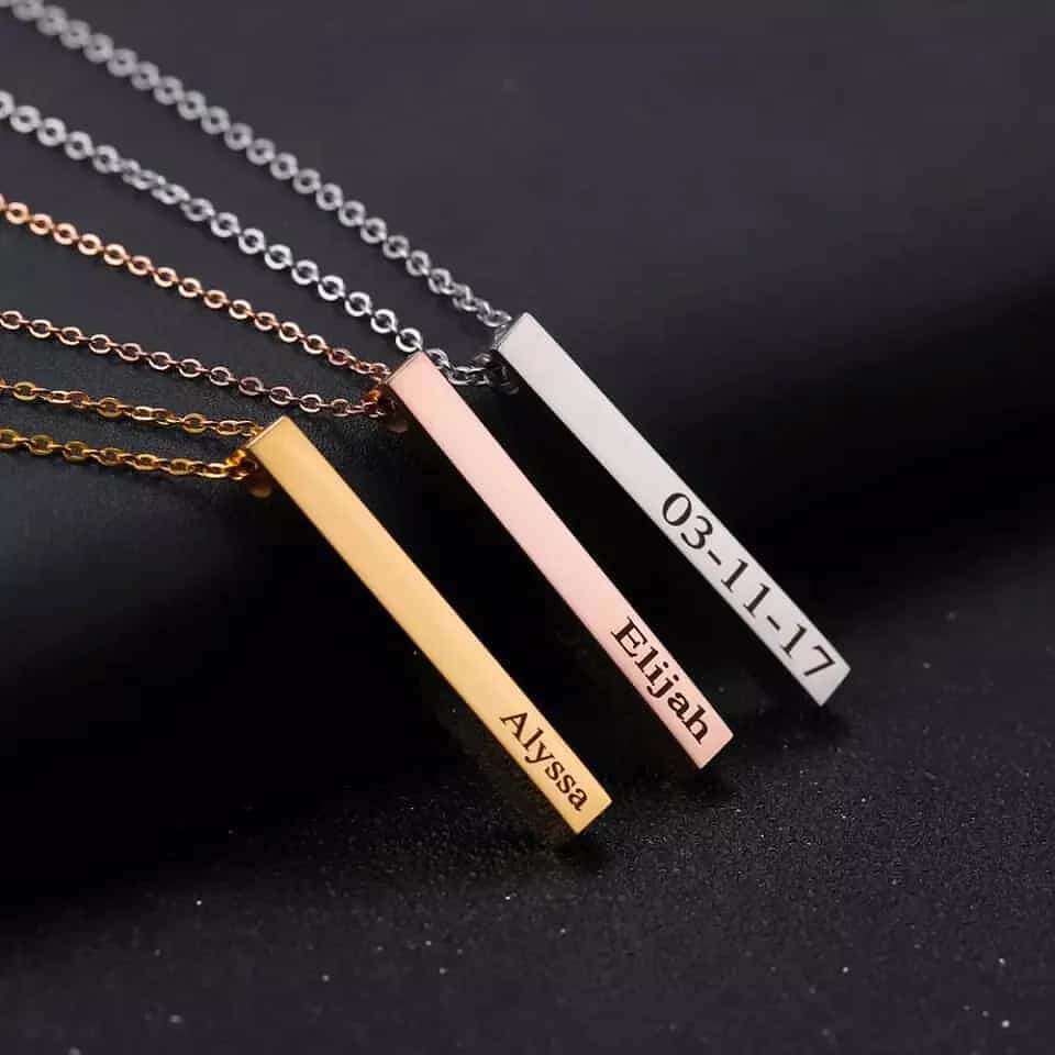 Bar necklace