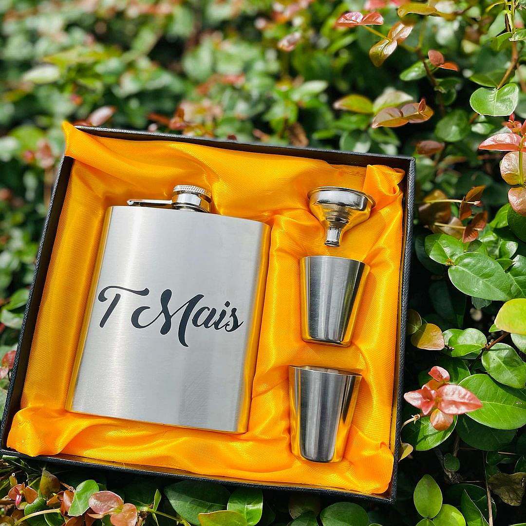 Whiskey Flask Set