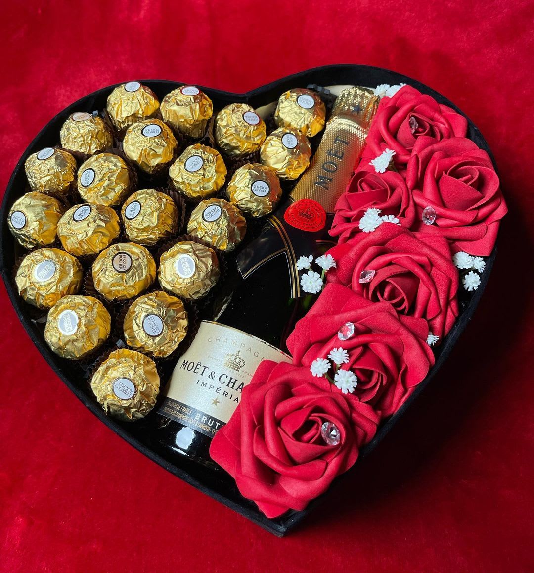 Moet Heartbox
