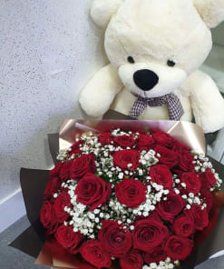 Teddy bear and Flowers