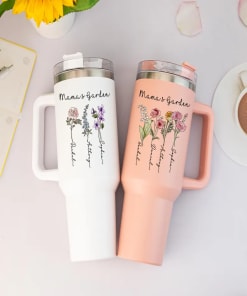Personalized Mama’s Stanley mug in Kenya with floral design