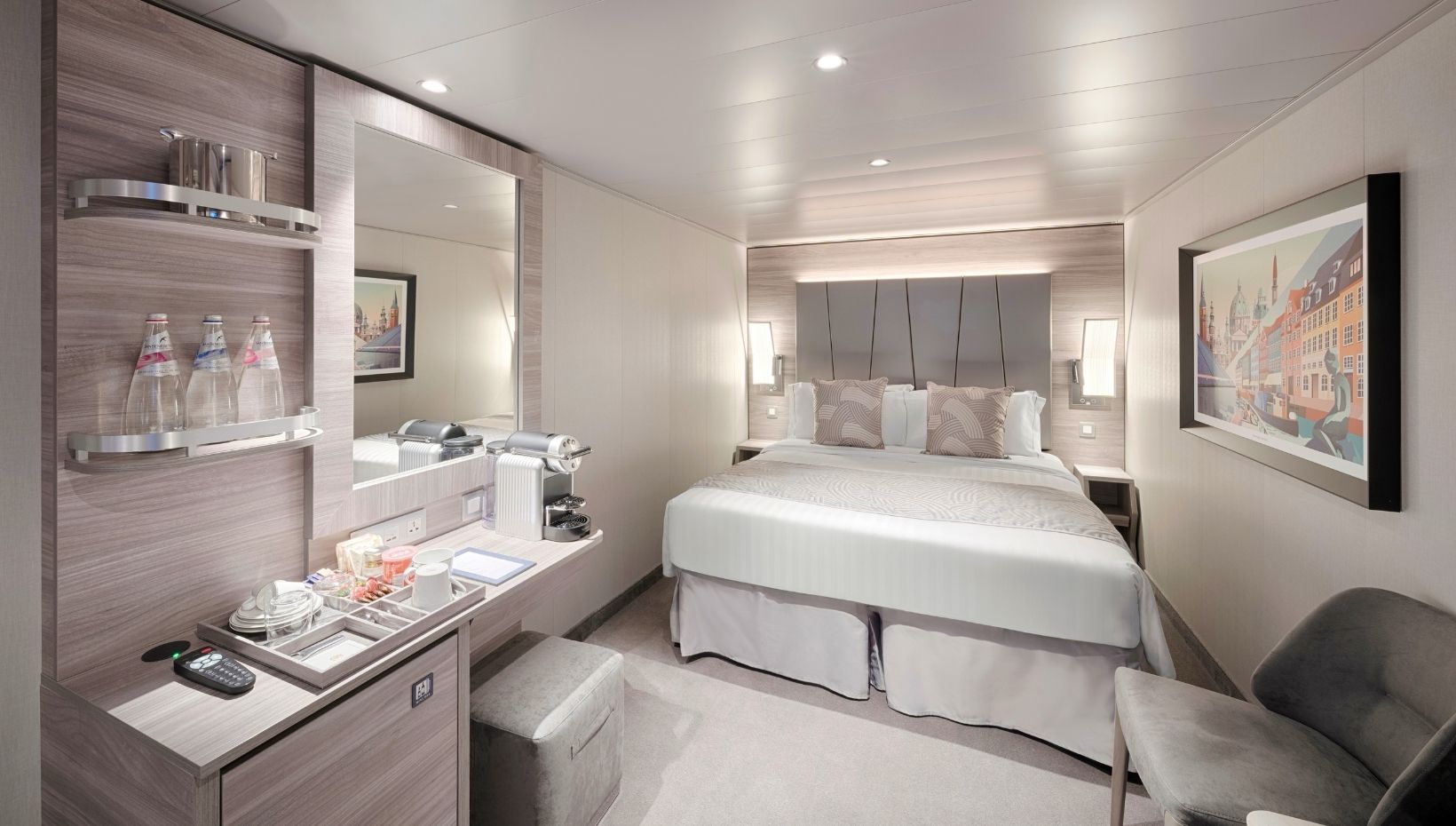 Yacht Club Interior onboard MSC World America