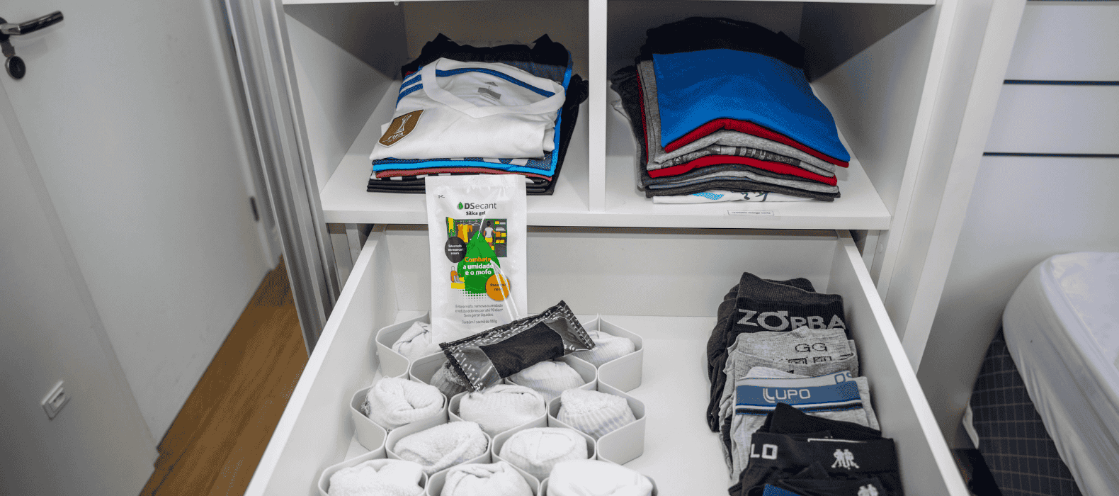 Banner Dsecant proteção para roupas e ambientes