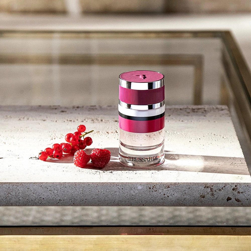 set-cadou-trussardi-ruby-red-edp-60ml-emulsie-corp-glitter-125ml-5.png a756e0b275a91bc4a282687bbd3912cb