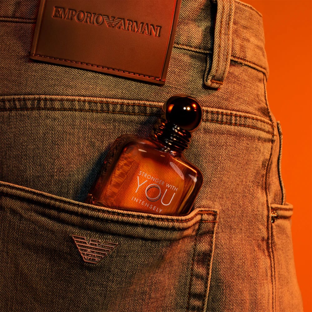 giorgio-armani-stronger-with-you-intensely-apC483-de-parfum-bC483rbaC89Bi-100ml-473269.png e660e6266c2a7856a9c001827bb595c7