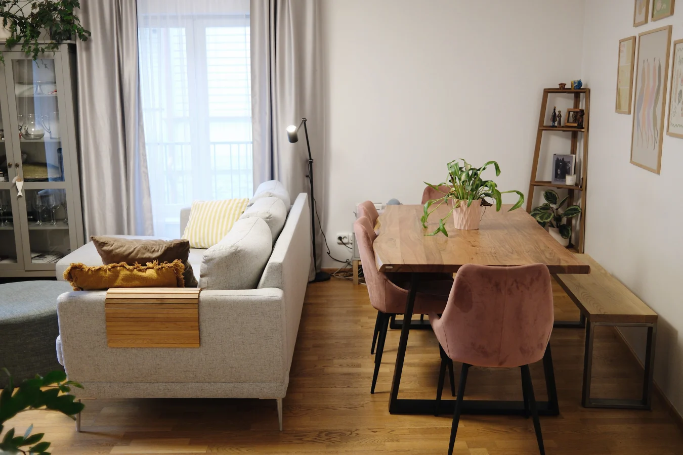 Rental apartment, 2 rooms - Tatari tn 8, Kesklinna linnaosa, Tallinn, EE