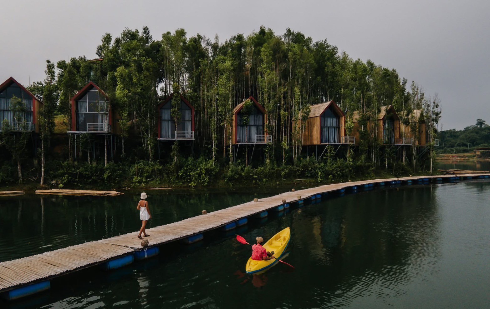 เมืองเฟือง, ลาว