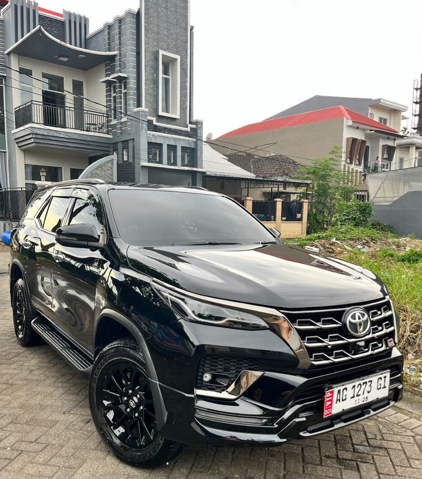 Fortuner GR 2.8