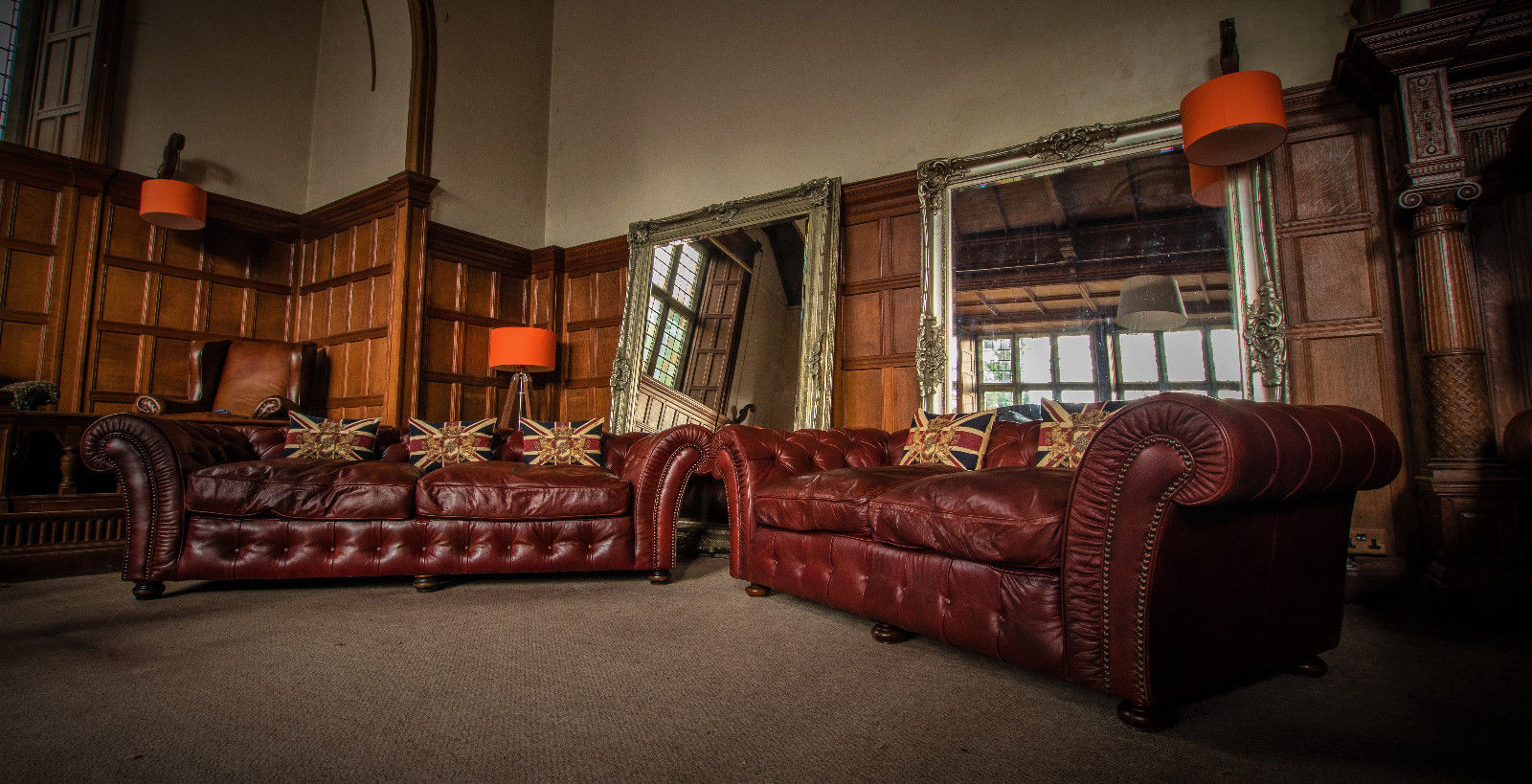 Pair of Tetrad Blenheim Chestnut Leather Chesterfield 3 & 4 Seater Club Sofas