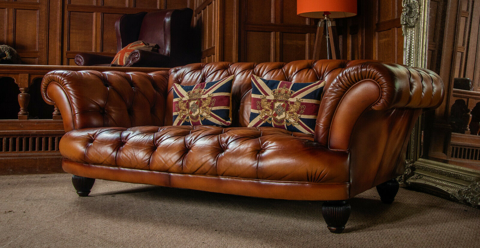 Tetrad Oskar Light Tan Grand Antique Leather Chesterfield 2/3 Seater Club Sofa