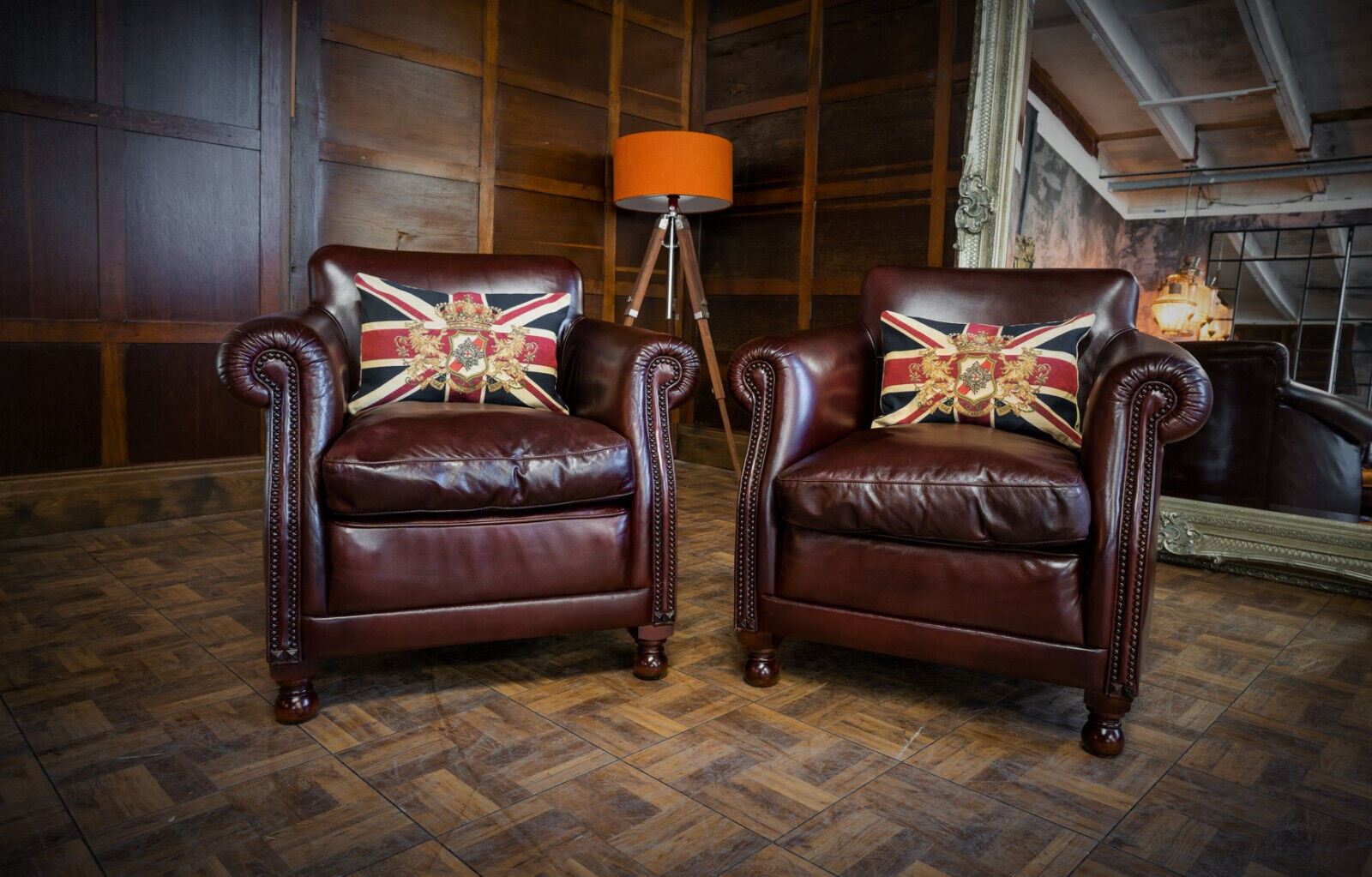 Pair of Petit Tetrad Keats Antique Chestnut Leather Chesterfield Club Armchairs
