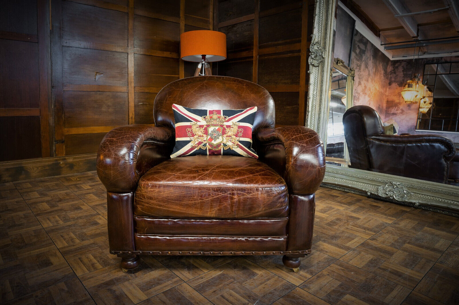 D Halo Timothy Oulton Antique Tan Brown Distressed Leather Chesterfield Deco Chair (Copy)