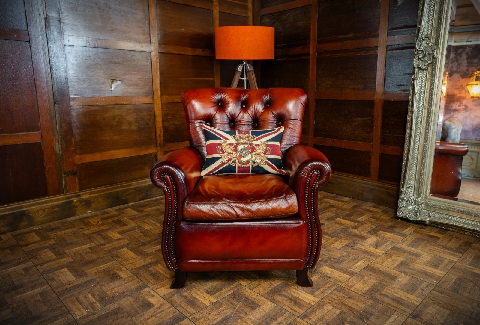 Tetrad Coleridge Petit Chesterfield Chestnut Tan Leather Club Library Armchair