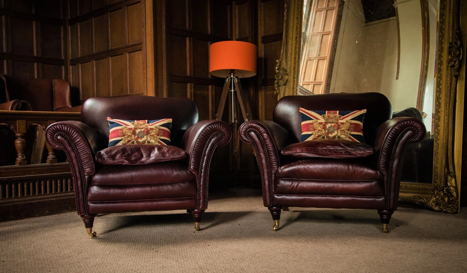 Pair of Tetrad Madison Antique Chestnut Tan Leather Chesterfield Club Armchairs
