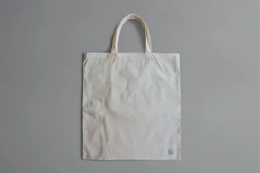 The Impact of Reusable Tote Bags on the Environment